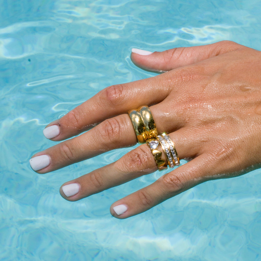 Women's trendy waterproof rings made of 18k gold plated stainless steel