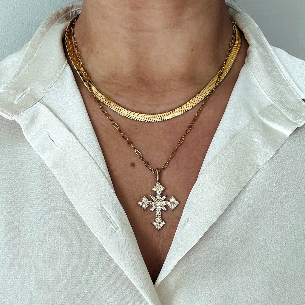 Zircon cross pendant with paperclip chain made of 18k gold plated stainless waterproof