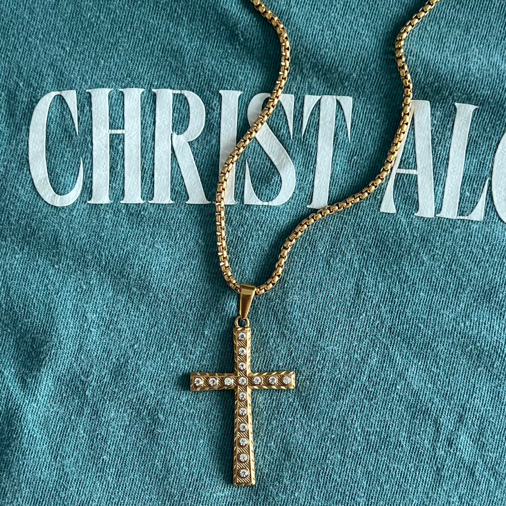 Waterproof 18k gold plated stainless steel oversized cross pendant necklace