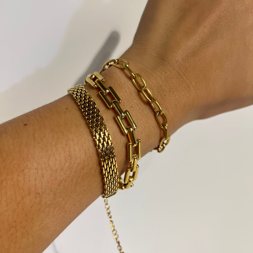 Stackable trendy 3 piece set of bracelets 18k gold plated
