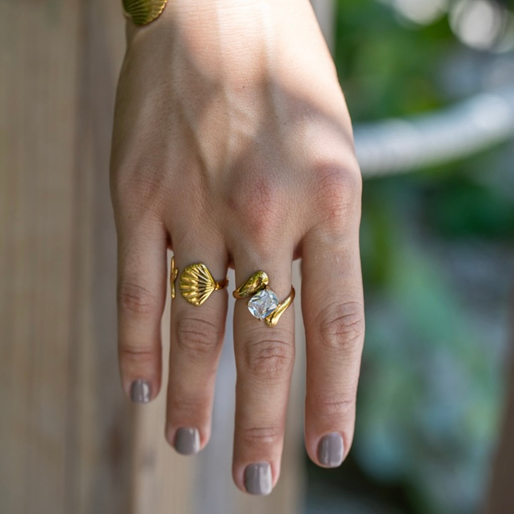 Cythera Shell and Starfish Ring