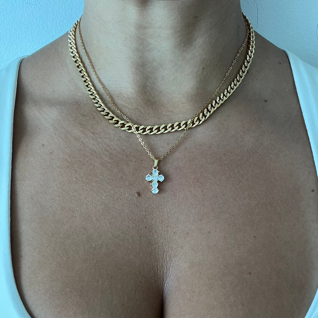 Waterproof small cross pendant necklace made of 18k gold plated stainless steel