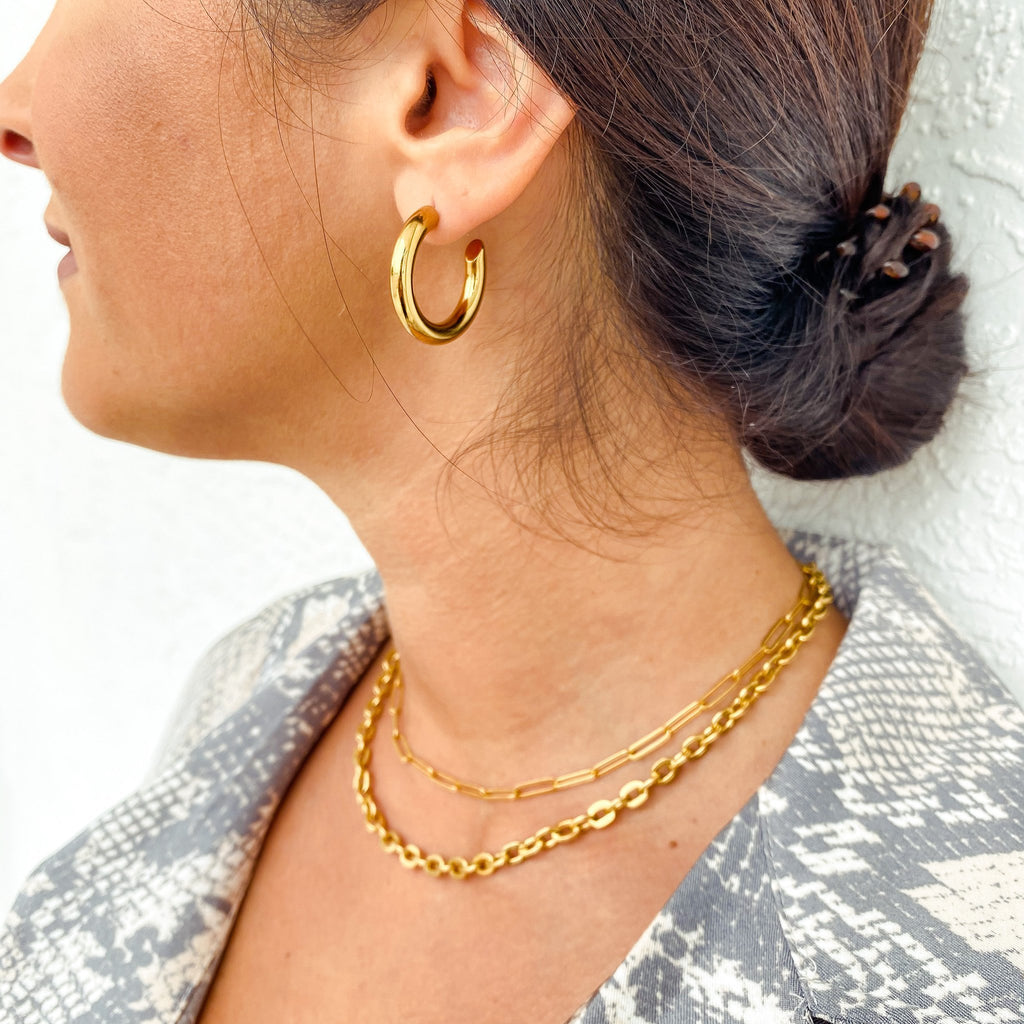 Women's medium-size gold hoop earrings 18K gold plated
