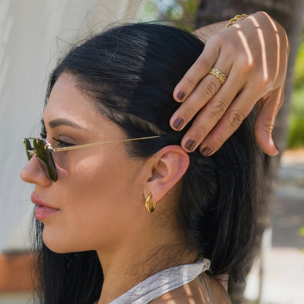 18kt gold small hoop earrings